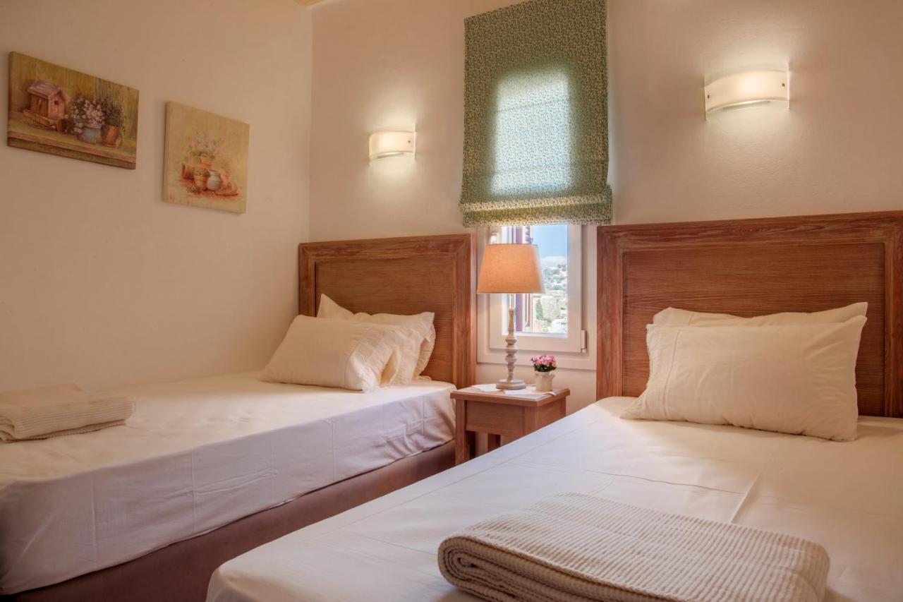 Aprovaton Eleni'S Guesthouse מראה חיצוני תמונה
